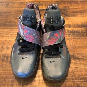 Nike KD size 10.5 Mens